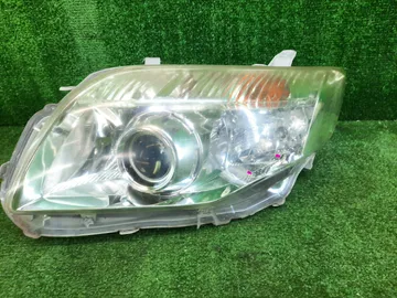 ФАРА НА TOYOTA AXIO NZE141