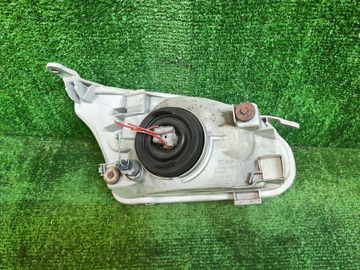 ФАРА НА TOYOTA SPACIO AE111