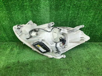 ФАРА НА TOYOTA CALDINA AZT246
