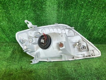 ФАРА НА TOYOTA COROLLA NZE121