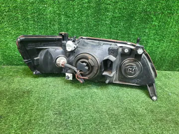 ФАРА НА NISSAN LAUREL HC35