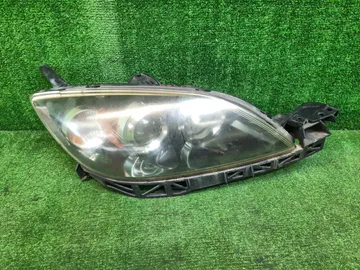 ФАРА НА MAZDA AXELA BK5P