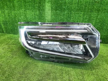 ФАРА НА HONDA STEPWGN RP5