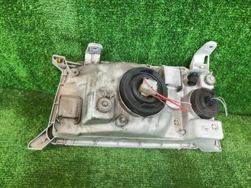 ФАРА НА TOYOTA CROWN GS151