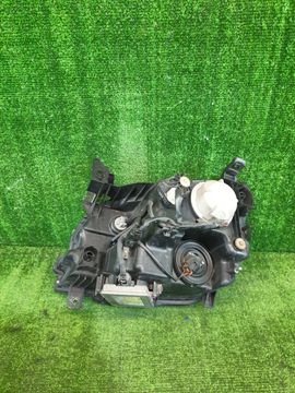 ФАРА НА MITSUBISHI DION CR9W