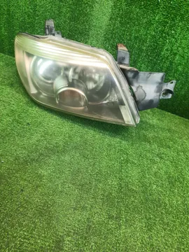 ФАРА НА MITSUBISHI AIRTREK CU2W
