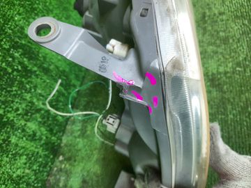 ФАРА НА TOYOTA GRAND HIACE RCH11W