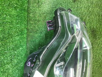 ФАРА НА DAIHATSU MIRA E:S LA350S