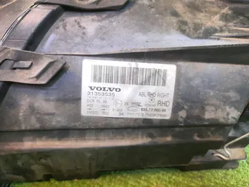 ФАРА НА VOLVO V70 BW90