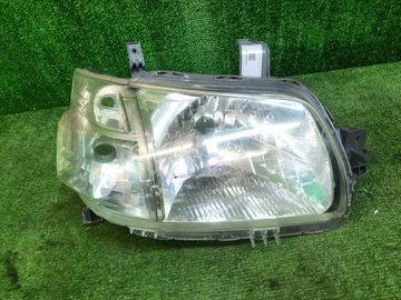 ФАРА НА TOYOTA LITEACE S412M