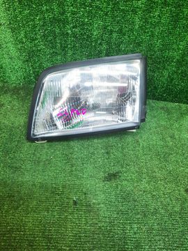 ФАРА НА MAZDA BONGO SK22V