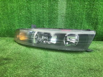 ФАРА НА MITSUBISHI GALANT EA1A