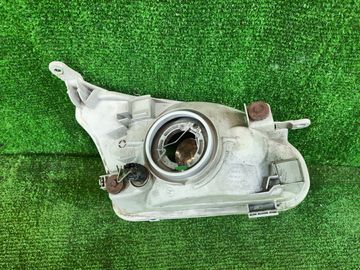 ФАРА НА TOYOTA SPACIO AE111