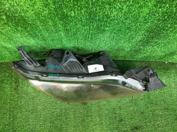 ФАРА НА MAZDA AXELA BK5P