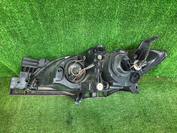 ФАРА НА MAZDA AXELA BK5P