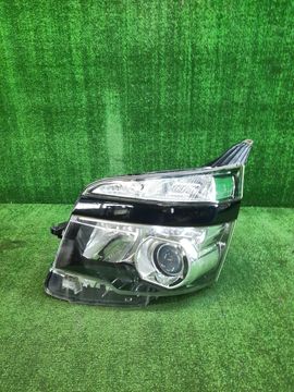 ФАРА НА TOYOTA VOXY ZRR70