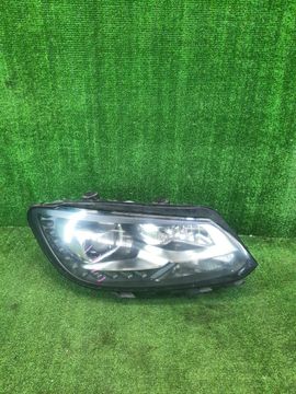 ФАРА НА VOLKSWAGEN TOURAN 1T3