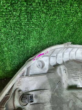 ФАРА НА TOYOTA COROLLA NZE121 