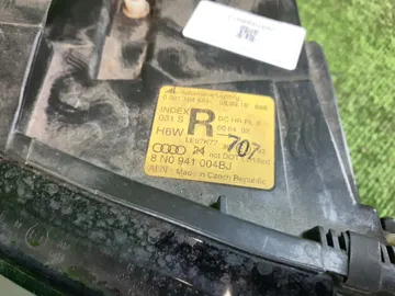 ФАРА НА AUDI TT 8N