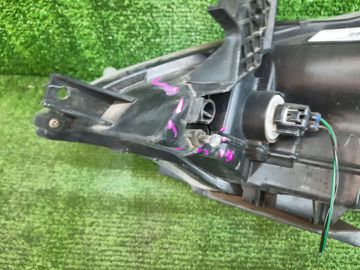 ФАРА НА MITSUBISHI GRANDIS NA4W