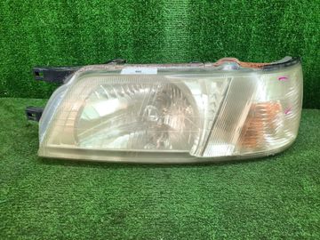 ФАРА НА NISSAN BLUEBIRD EU14