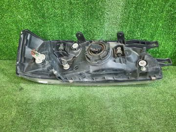 ФАРА НА NISSAN BLUEBIRD EU14