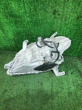 ФАРА НА TOYOTA RAUM NCZ20