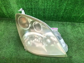 ФАРА НА TOYOTA COROLLA SPACIO NZE121N