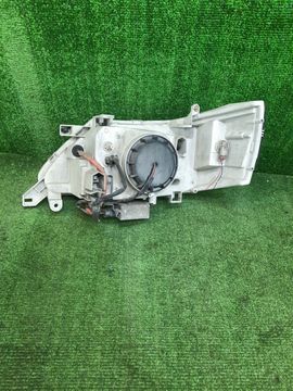 ФАРА НА NISSAN SERENA TC24