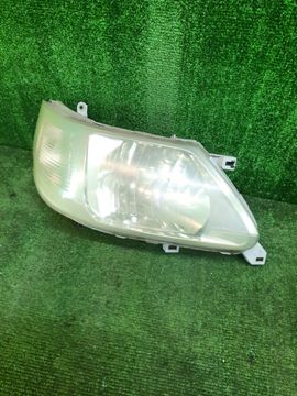 ФАРА НА NISSAN SERENA TC24