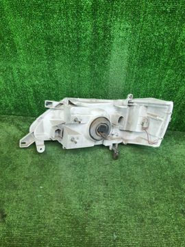 ФАРА НА NISSAN SERENA TC24