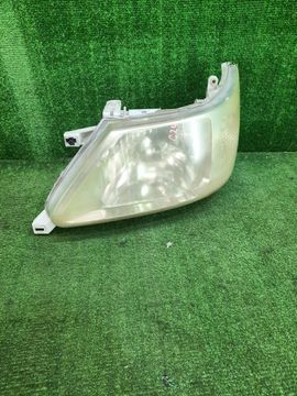 ФАРА НА NISSAN SERENA TC24