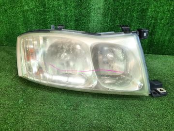ФАРА НА NISSAN CEDRIC Y34