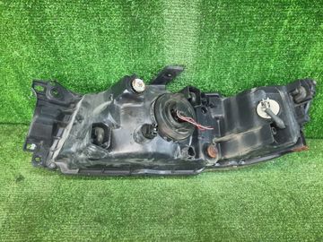 ФАРА НА MITSUBISHI CHARIOT GRANDIS N84W