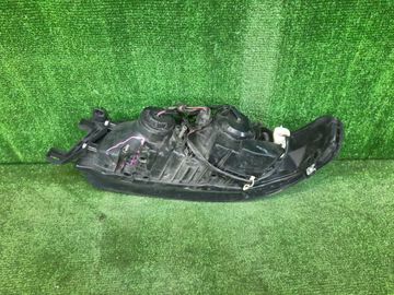 ФАРА НА NISSAN AVENIR W11