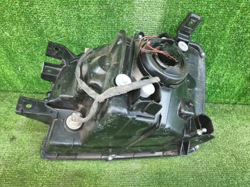 ФАРА НА MITSUBISHI DION CR9W