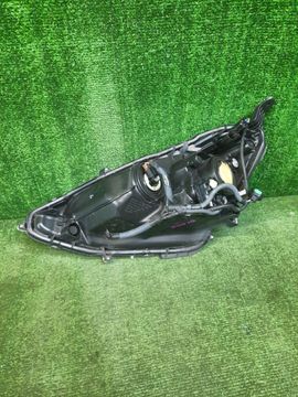 ФАРА НА TOYOTA AQUA NHP10