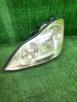 ФАРА НА TOYOTA IPSUM ACM21W