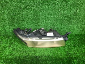 ФАРА НА MITSUBISHI CHARIOT GRANDIS N84W