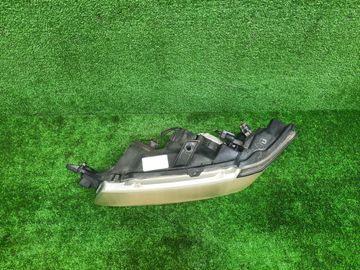 ФАРА НА MITSUBISHI CHARIOT GRANDIS N84W