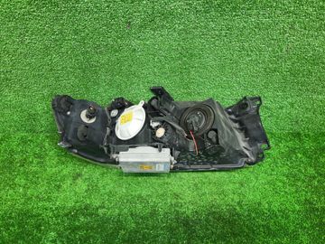 ФАРА НА MITSUBISHI CHARIOT GRANDIS N84W