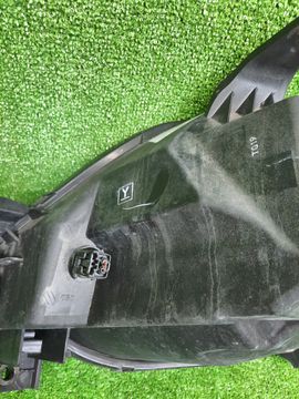 ФАРА НА MAZDA DEMIO DY3W