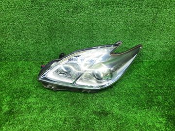 ФАРА НА TOYOTA PRIUS ZVW30