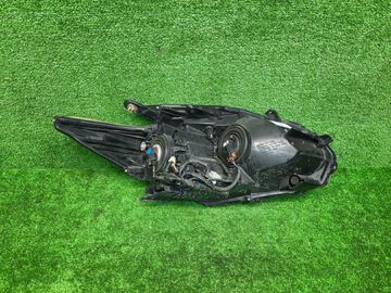 ФАРА НА TOYOTA PRIUS ZVW30