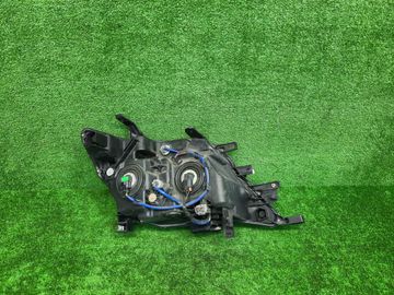 ФАРА НА NISSAN SERENA C26