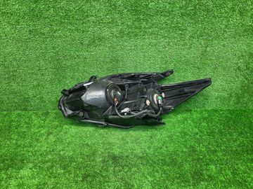 ФАРА НА TOYOTA PRIUS ZVW30