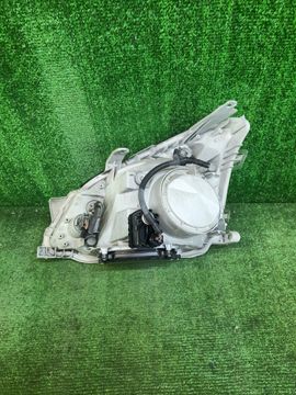 ФАРА НА TOYOTA PREMIO ZZT240