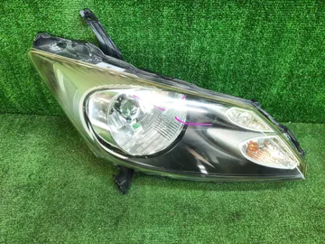 ФАРА НА HONDA FREED GB3