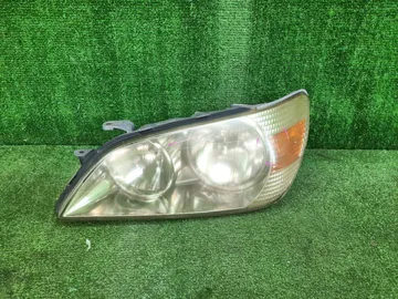 ФАРА НА TOYOTA ALTEZZA GXE10