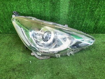 ФАРА НА TOYOTA AQUA NHP10